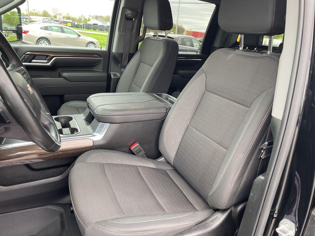 used 2025 Chevrolet Silverado 2500 car, priced at $56,584