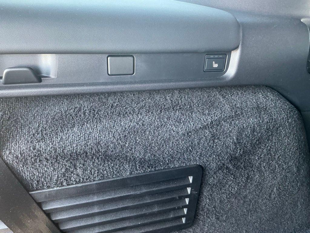 used 2023 Land Rover Discovery car, priced at $44,197