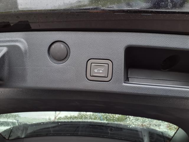 used 2025 Chevrolet Equinox car, priced at $34,042