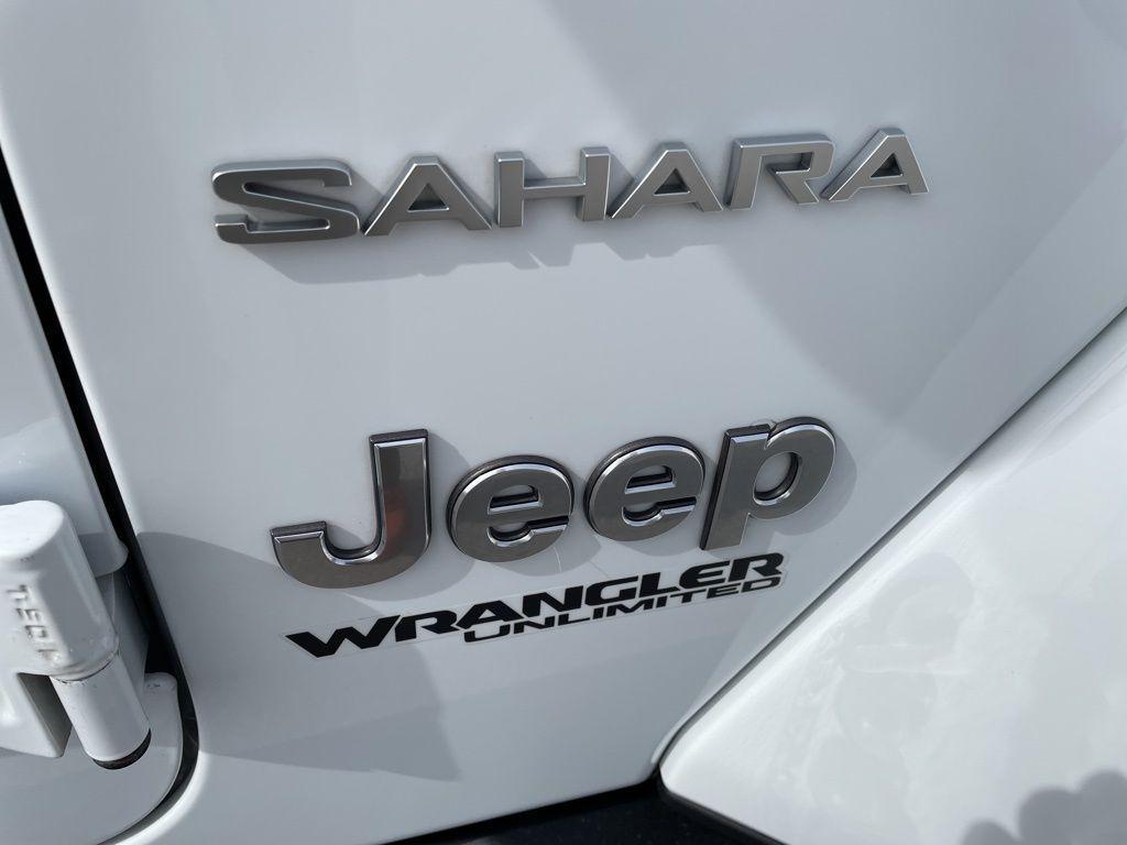 used 2022 Jeep Wrangler Unlimited car, priced at $27,643