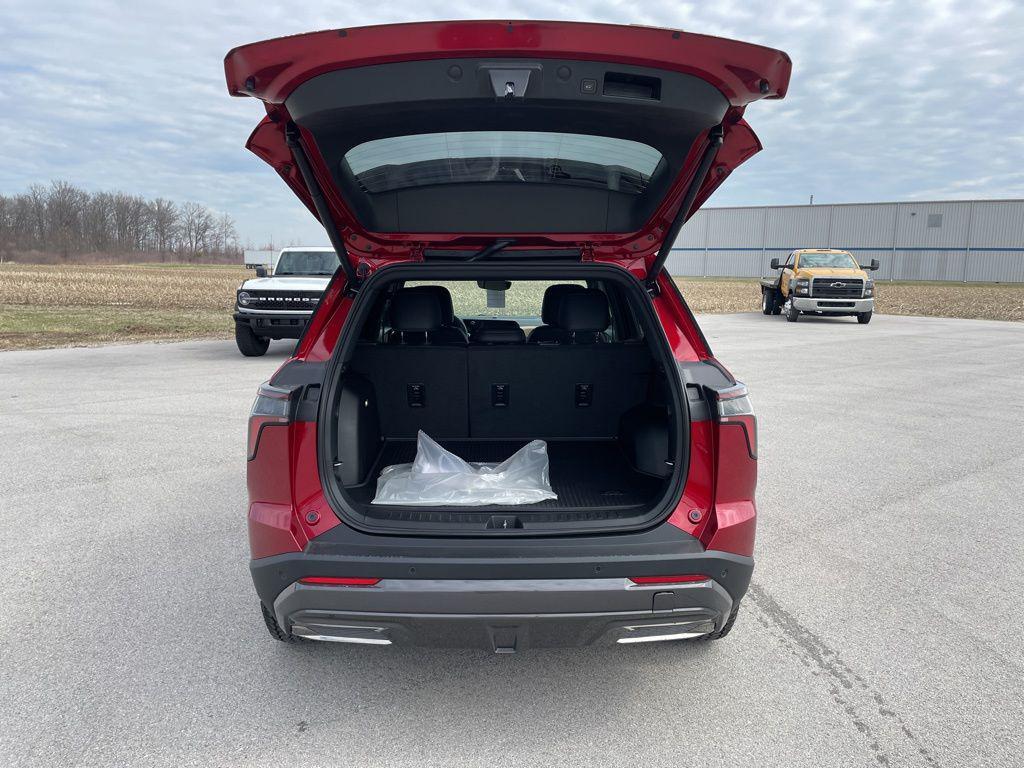 new 2026 Chevrolet Equinox car, priced at $39,360