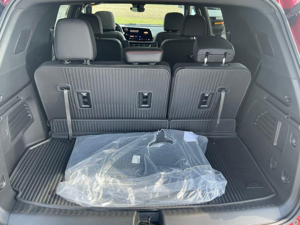 new 2026 Chevrolet Traverse car, priced at $55,359