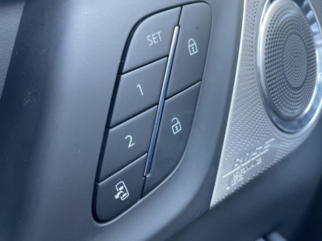 used 2025 Buick Enclave car, priced at $49,697