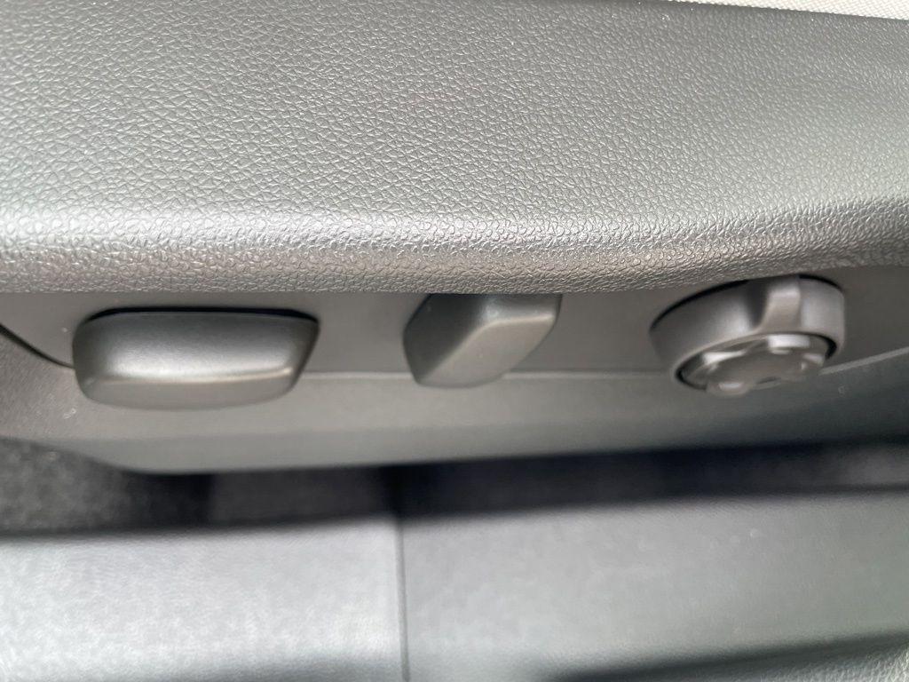 new 2026 Buick Envision car, priced at $51,598