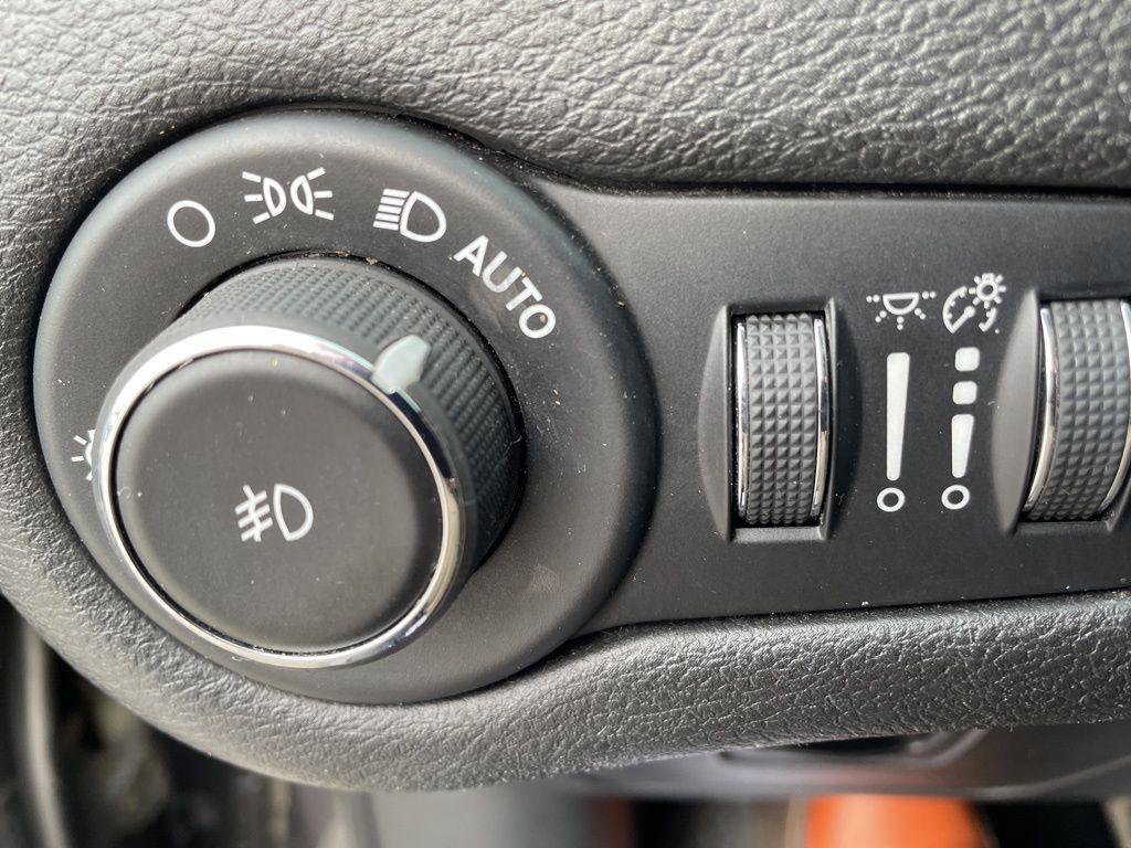 used 2019 Jeep Cherokee car, priced at $14,994