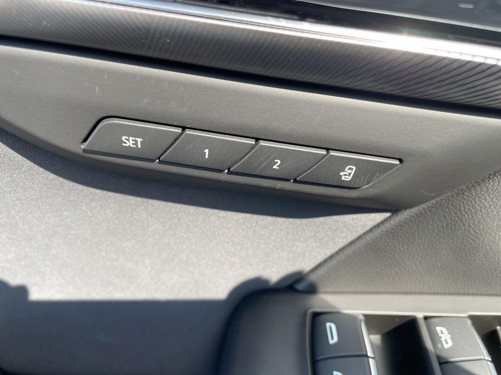 new 2026 Buick Envision car, priced at $45,798