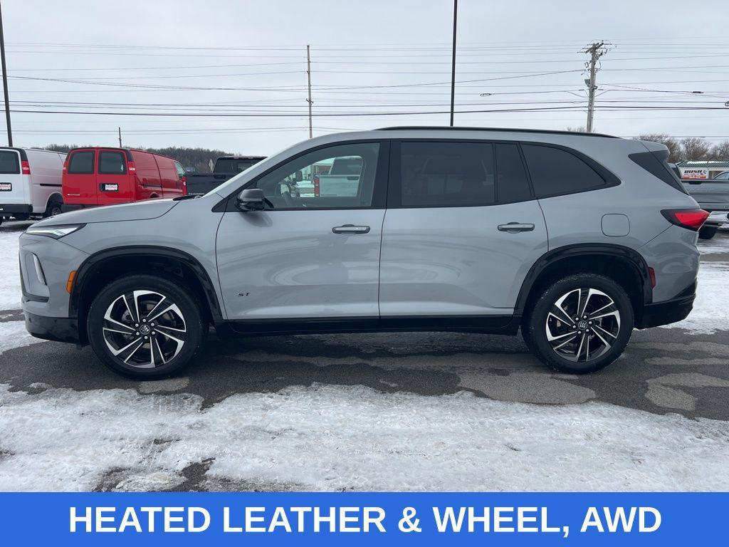 used 2025 Buick Enclave car, priced at $39,161