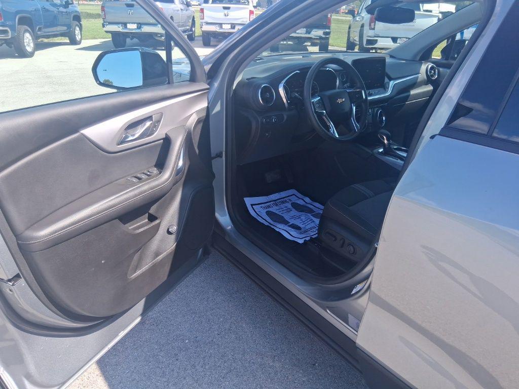 used 2025 Chevrolet Blazer car, priced at $28,037