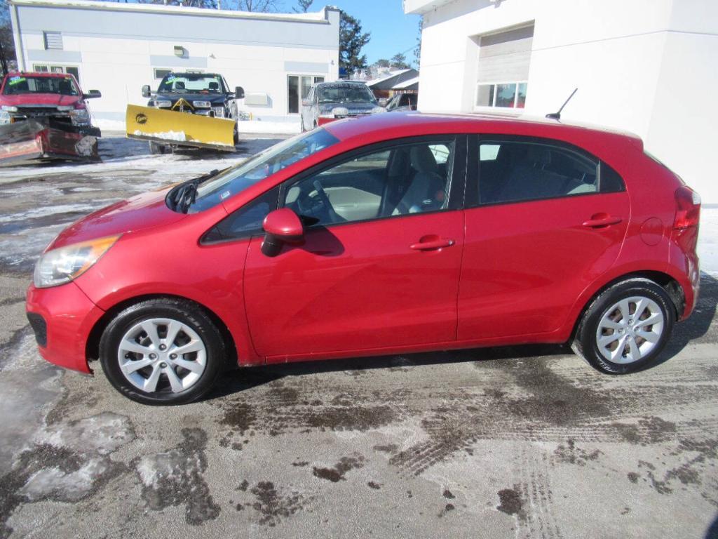 used 2013 Kia Rio car, priced at $1,995