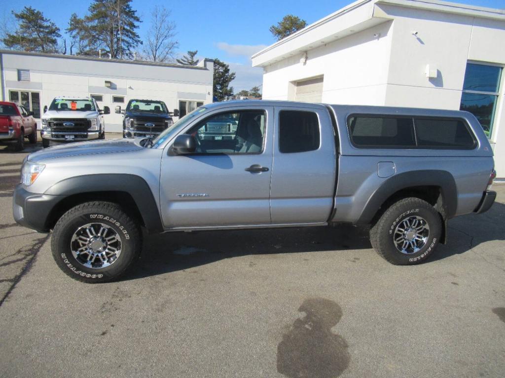 used 2015 Toyota Tacoma car, priced at $18,995