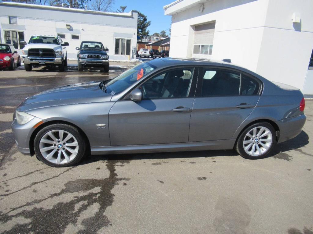 used 2011 BMW 328 car, priced at $7,995