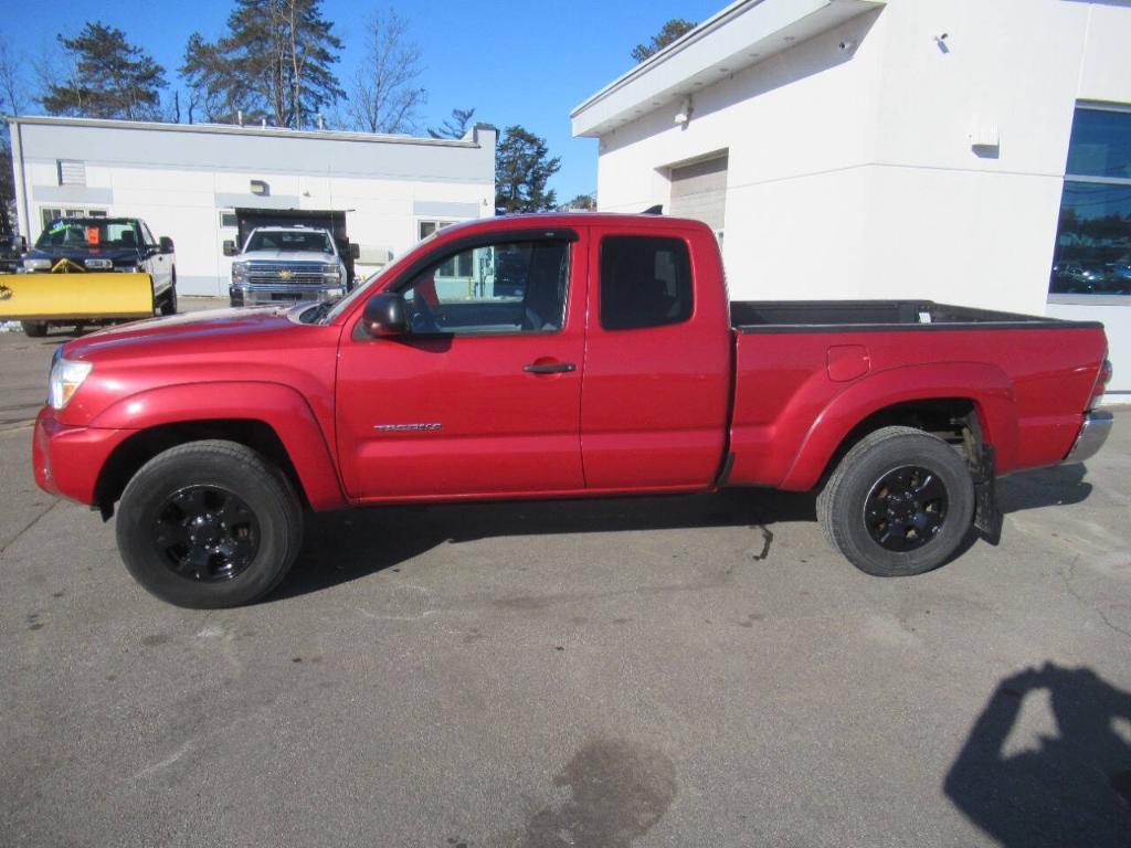 used 2015 Toyota Tacoma car, priced at $18,995
