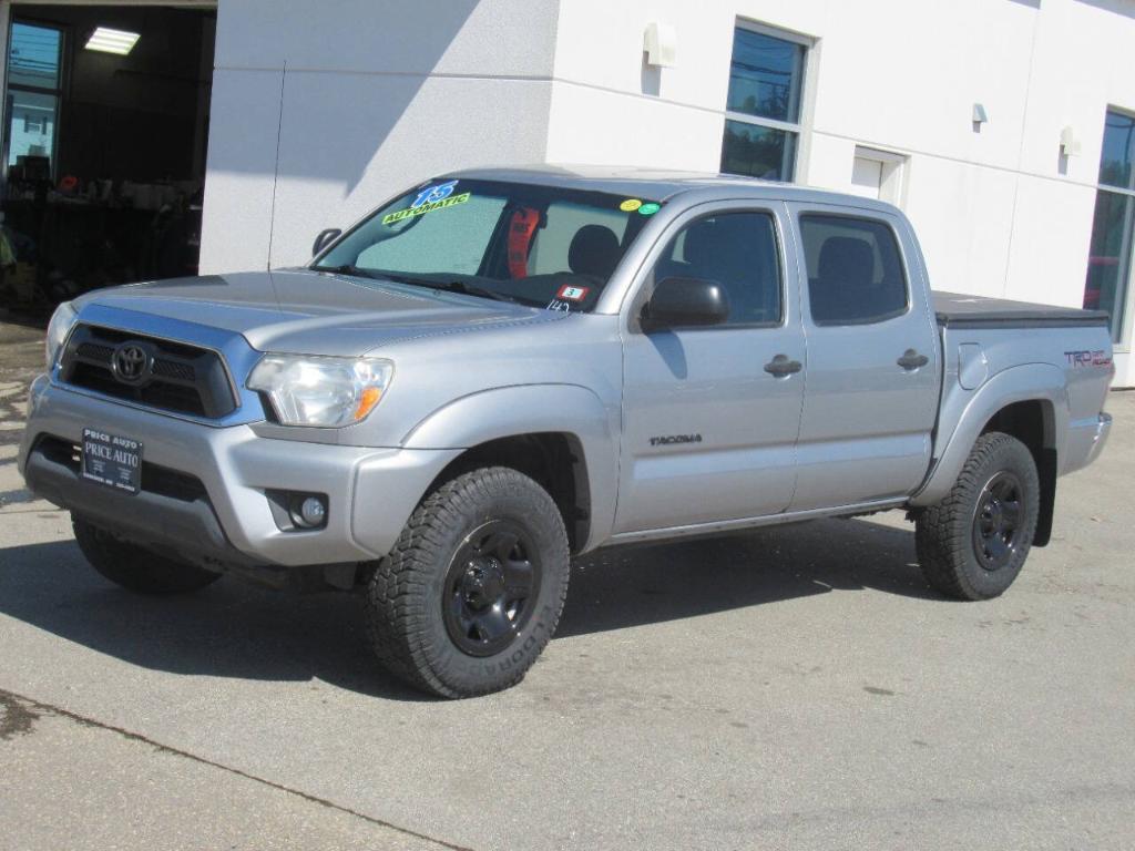 used 2015 Toyota Tacoma car, priced at $19,995