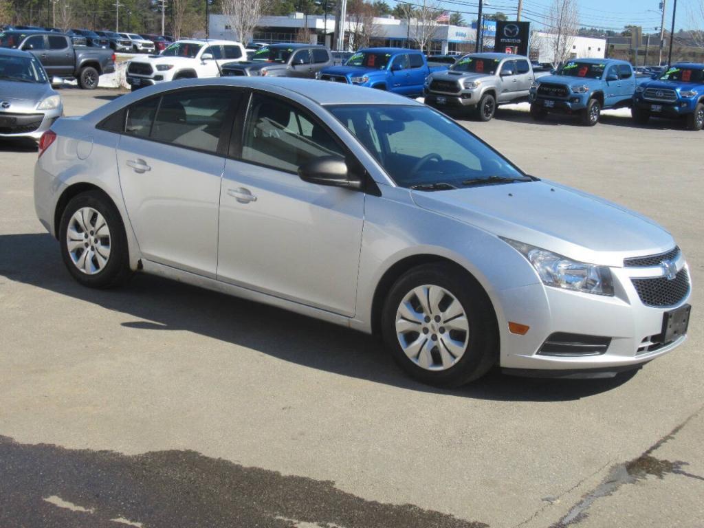 used 2014 Chevrolet Cruze car, priced at $4,995