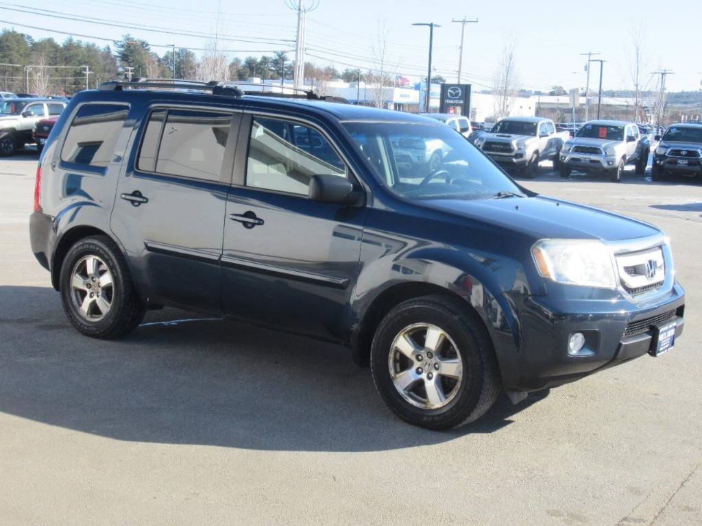 used 2011 Honda Pilot car, priced at $3,995