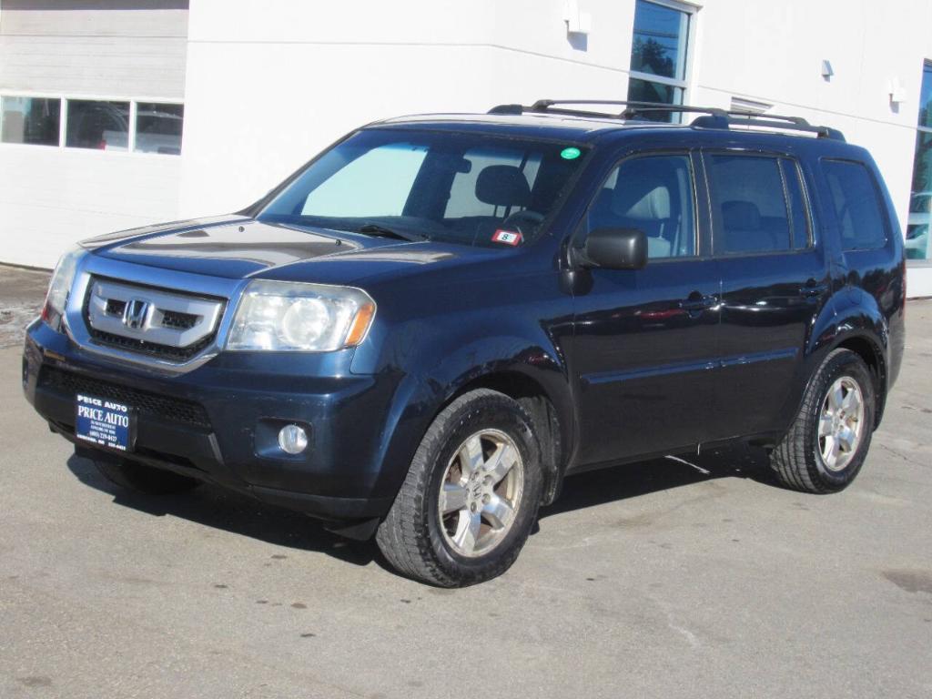 used 2011 Honda Pilot car, priced at $3,995