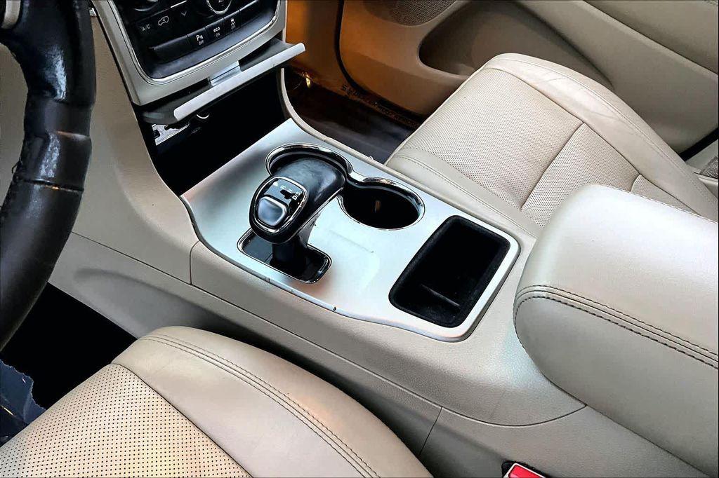 used 2015 Jeep Grand Cherokee car, priced at $11,465