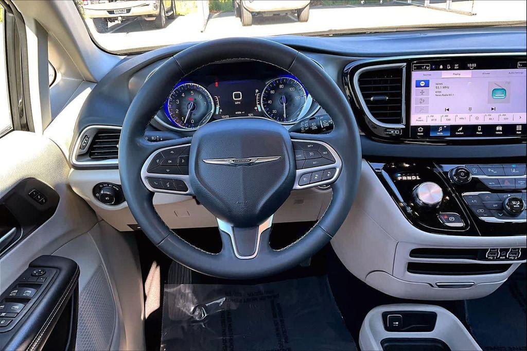 used 2023 Chrysler Pacifica car, priced at $23,261