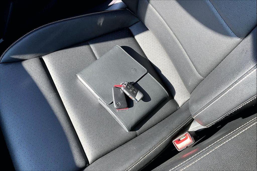used 2023 Volkswagen Atlas car, priced at $30,811