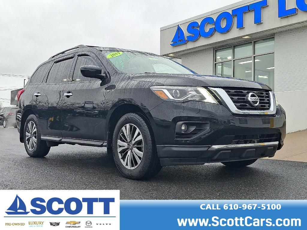 used 2019 Nissan Pathfinder car, priced at $14,495