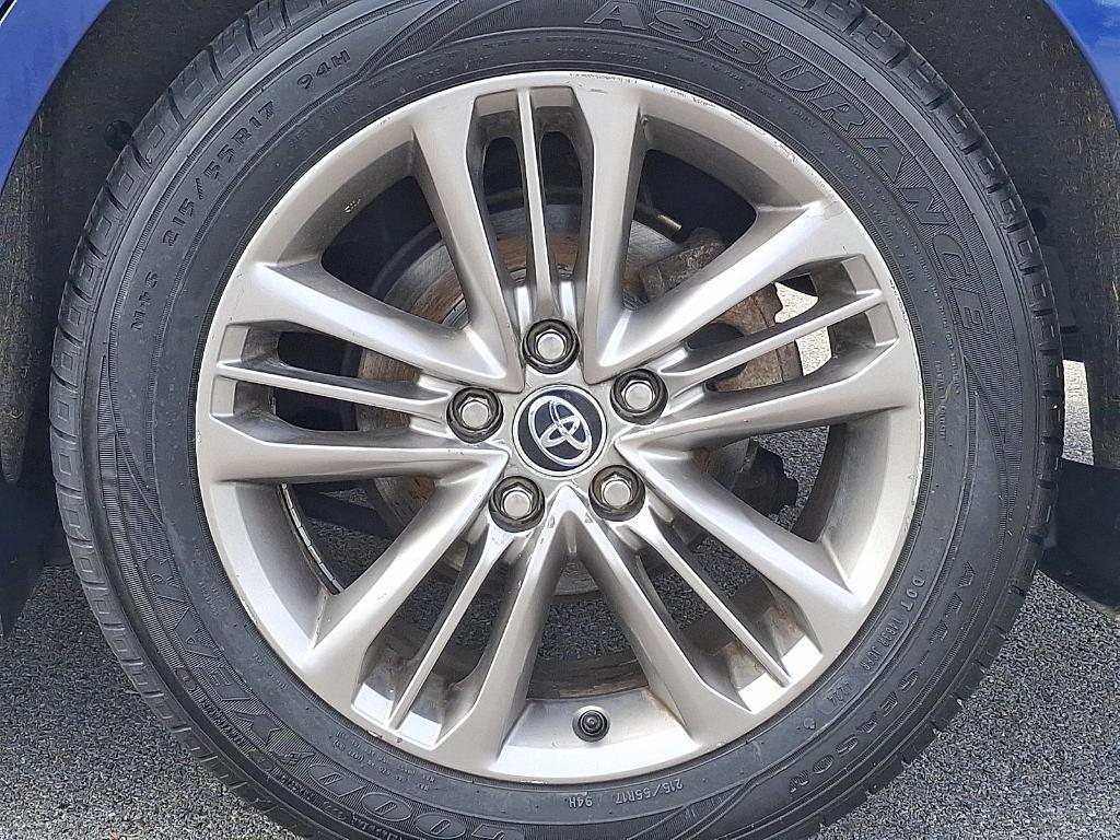 used 2015 Toyota Camry car, priced at $13,595