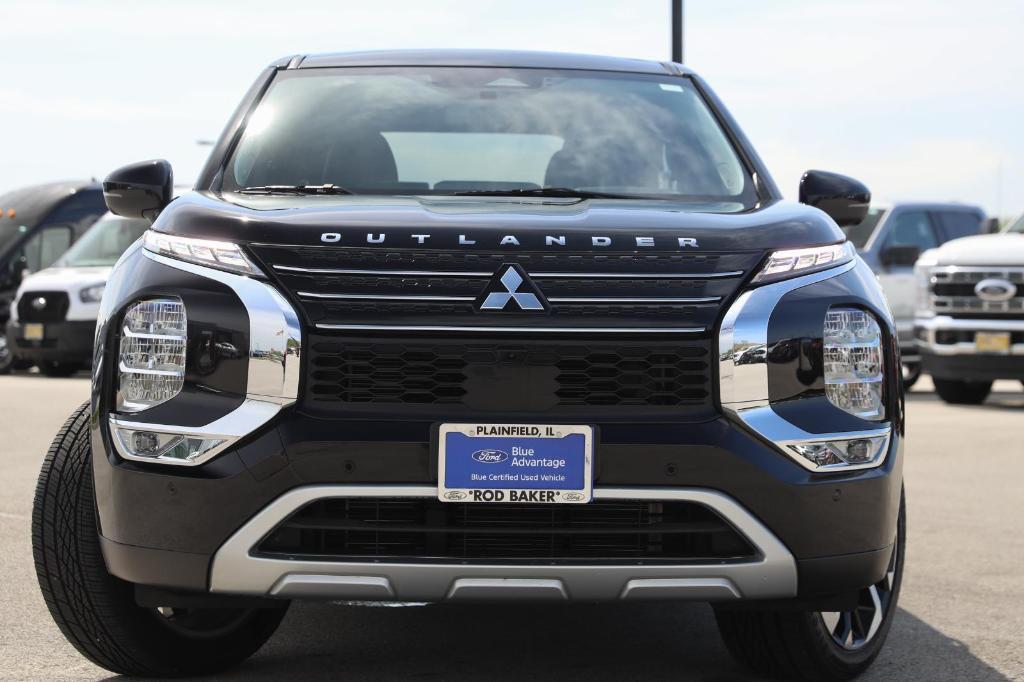 used 2023 Mitsubishi Outlander car, priced at $23,955