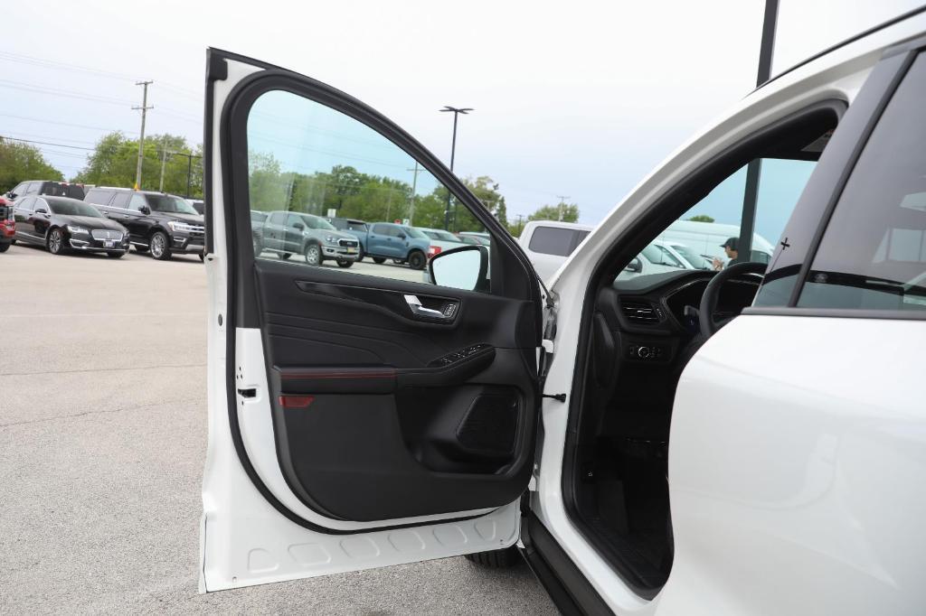 used 2024 Ford Escape car, priced at $28,992