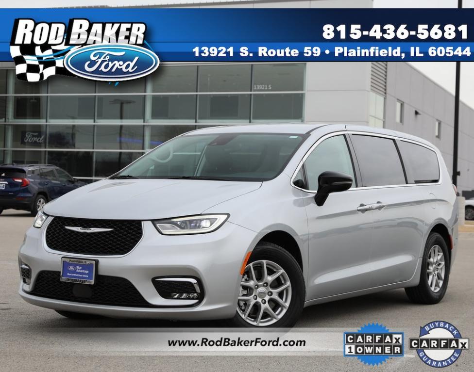 used 2024 Chrysler Pacifica car, priced at $25,795