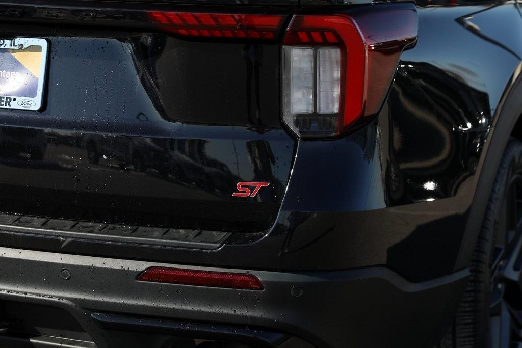 used 2025 Ford Explorer car, priced at $48,977