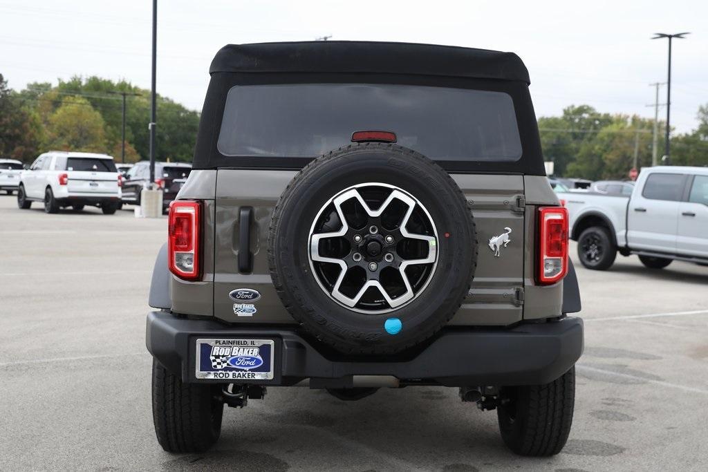 new 2025 Ford Bronco car, priced at $39,320
