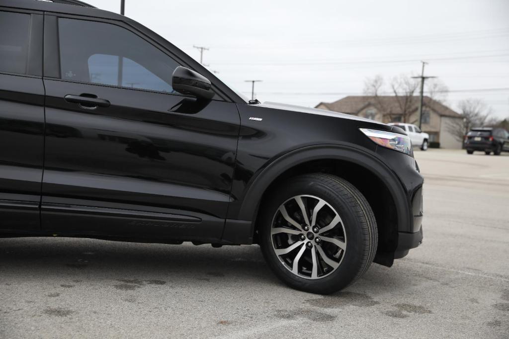 used 2022 Ford Explorer car, priced at $31,425