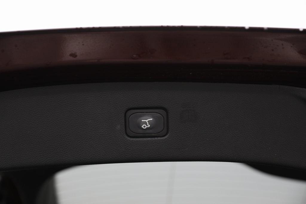 used 2024 Ford Edge car, priced at $31,997