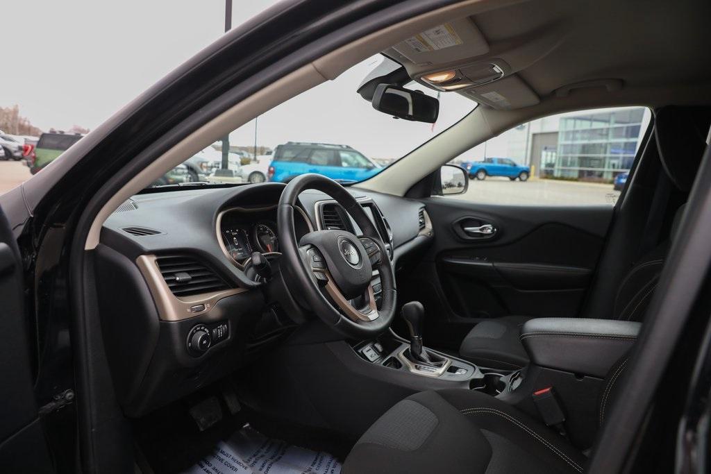 used 2017 Jeep Cherokee car, priced at $13,972