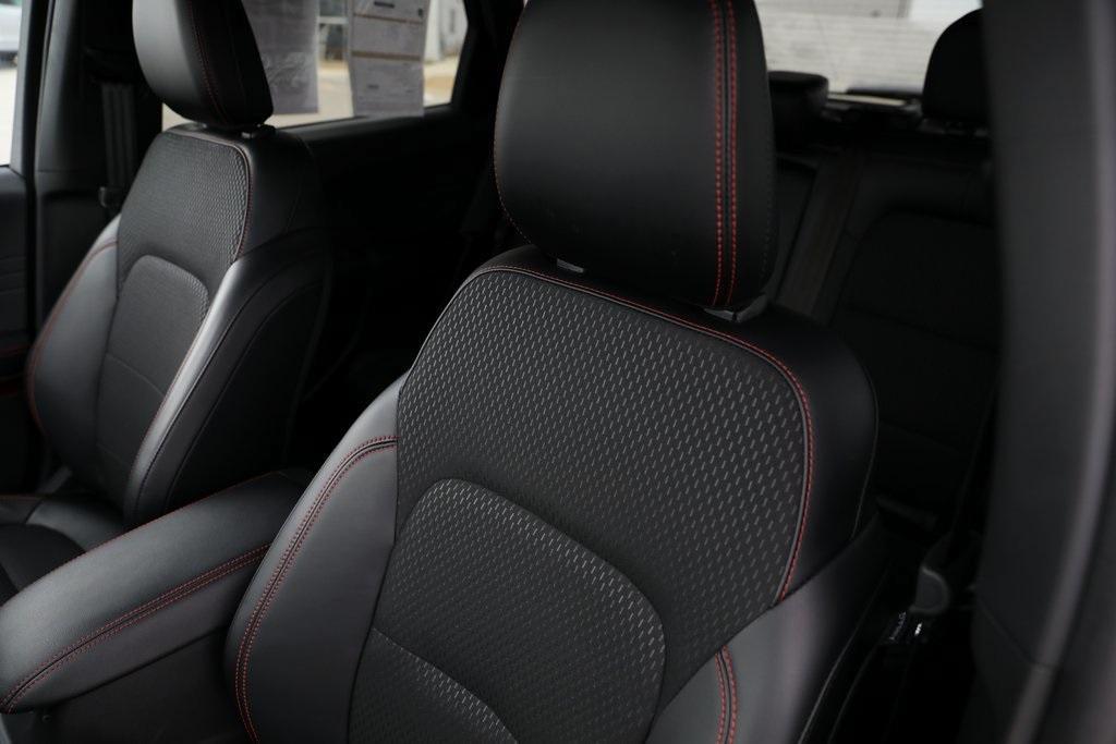 used 2025 Ford Escape car, priced at $28,977