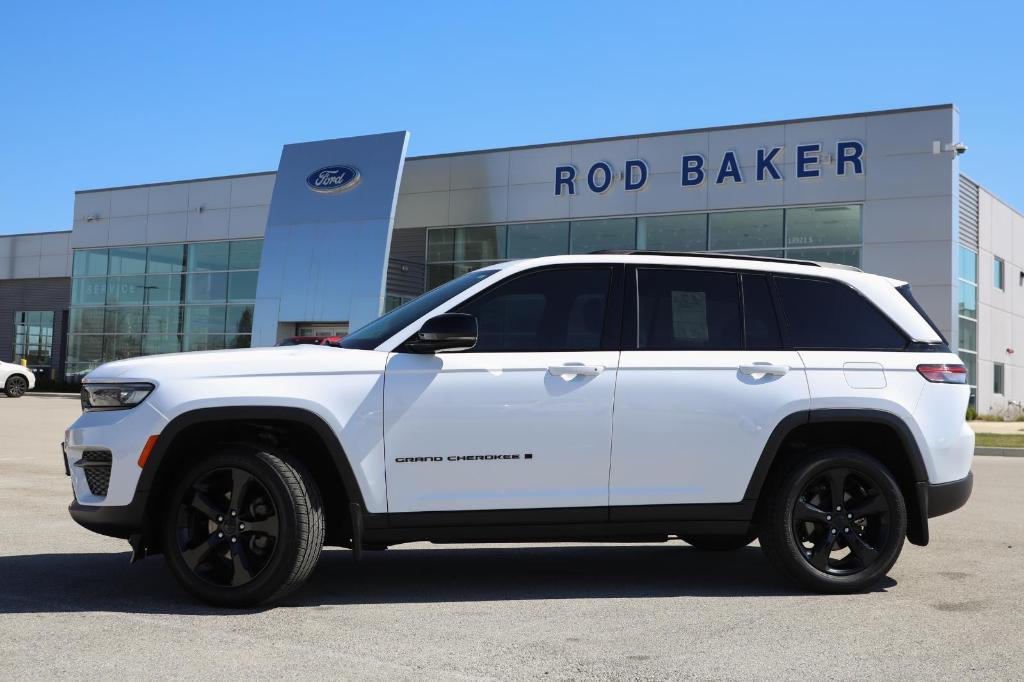 used 2022 Jeep Grand Cherokee car, priced at $25,955