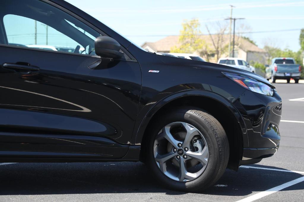 used 2023 Ford Escape car, priced at $25,541