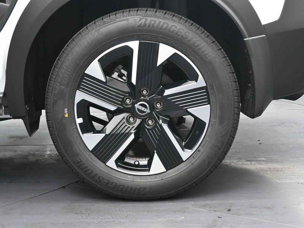 new 2026 Nissan Kicks car, priced at $26,449