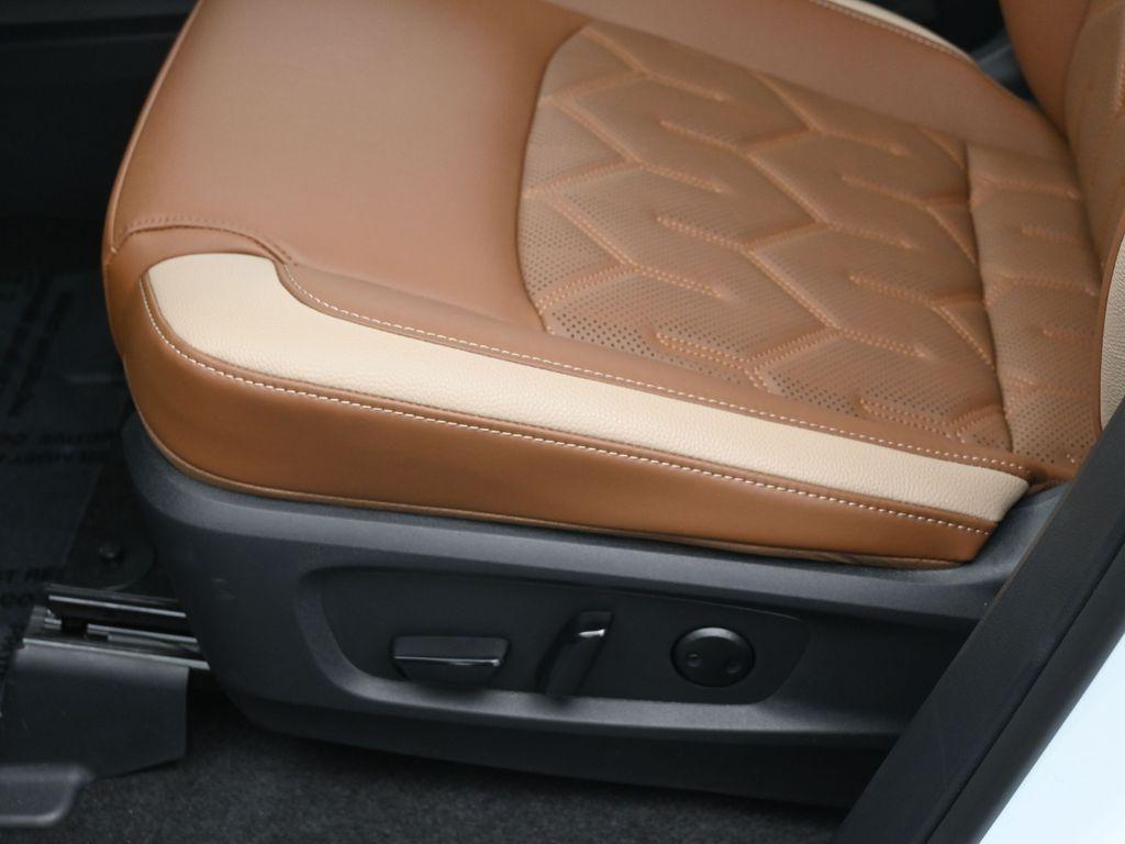 new 2026 Nissan Pathfinder car, priced at $51,506