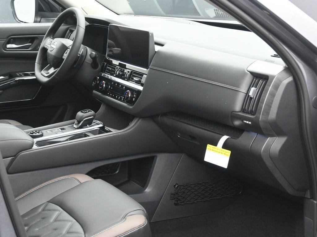 new 2026 Nissan Pathfinder car, priced at $49,232