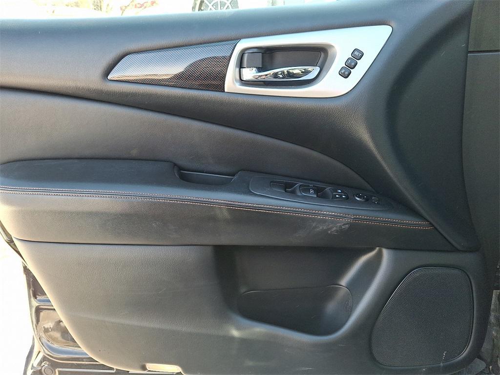 used 2020 Nissan Pathfinder car, priced at $17,490