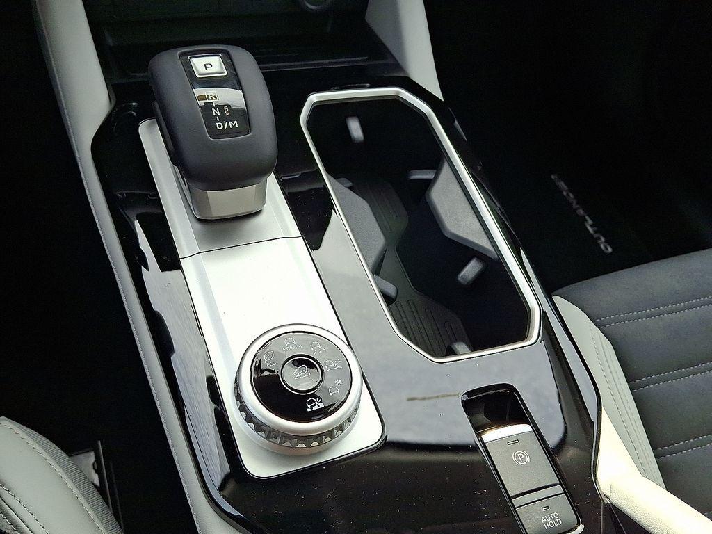 new 2026 Mitsubishi Outlander car, priced at $36,525