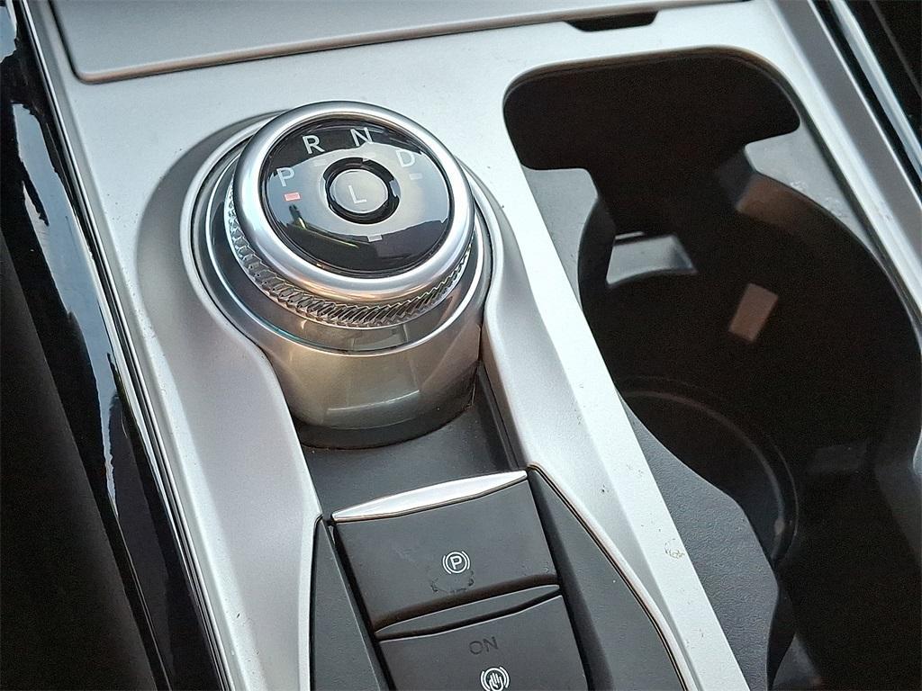 used 2024 Ford Explorer car, priced at $37,275