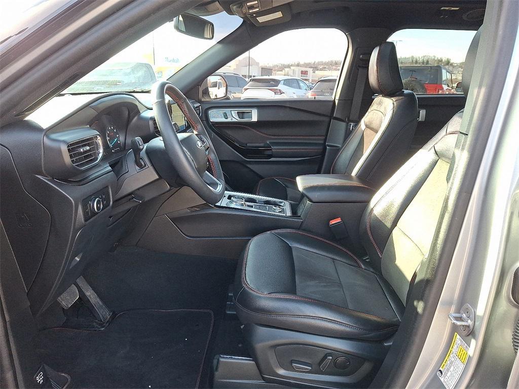 used 2024 Ford Explorer car, priced at $37,275