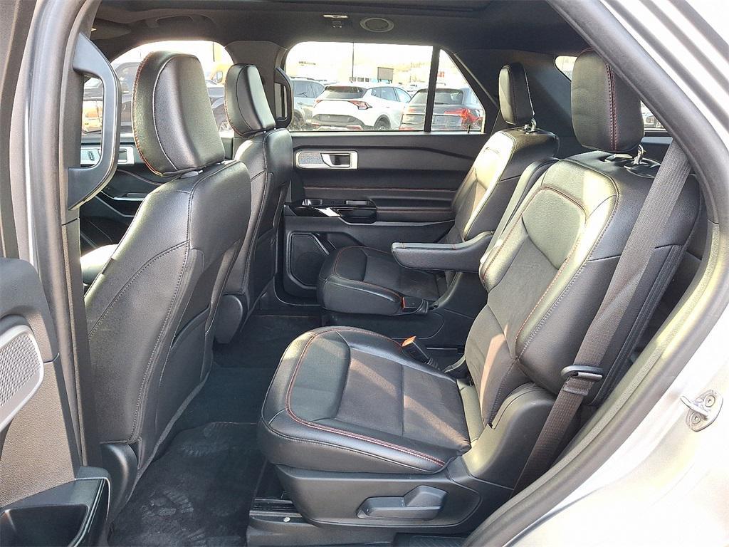 used 2024 Ford Explorer car, priced at $37,275