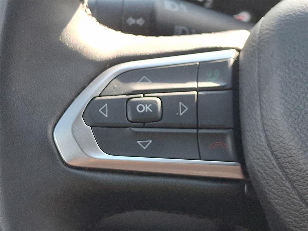 used 2024 Jeep Compass car, priced at $22,013