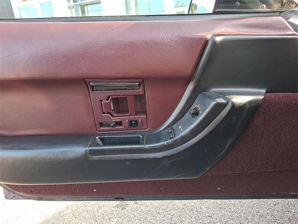 used 1993 Chevrolet Corvette car, priced at $9,400