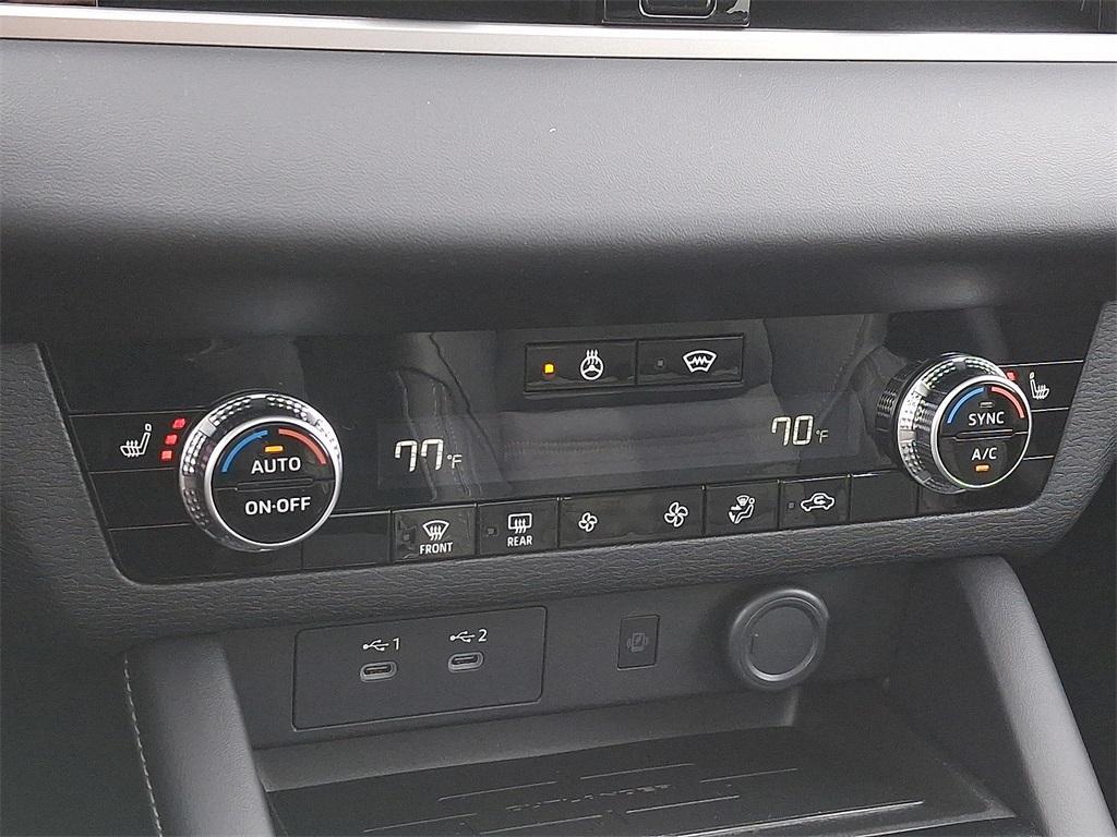 new 2026 Mitsubishi Outlander car, priced at $38,680