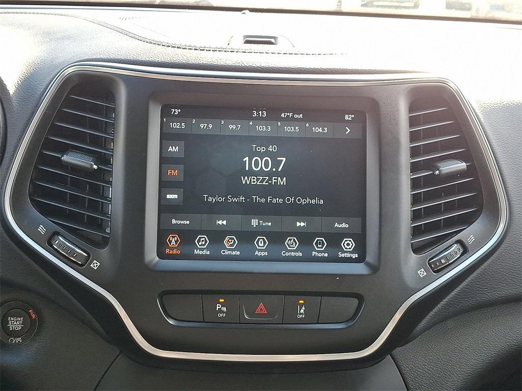 used 2021 Jeep Cherokee car, priced at $22,990