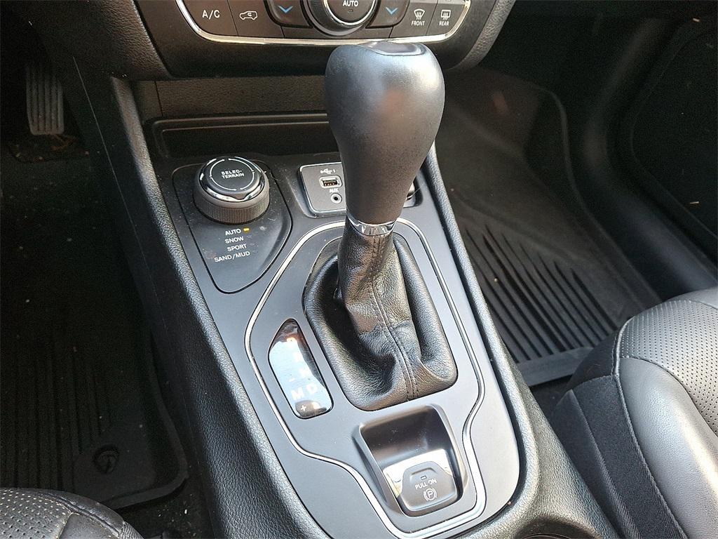 used 2021 Jeep Cherokee car, priced at $22,990