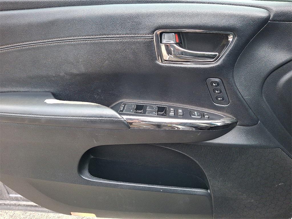 used 2014 Toyota Avalon car, priced at $15,901